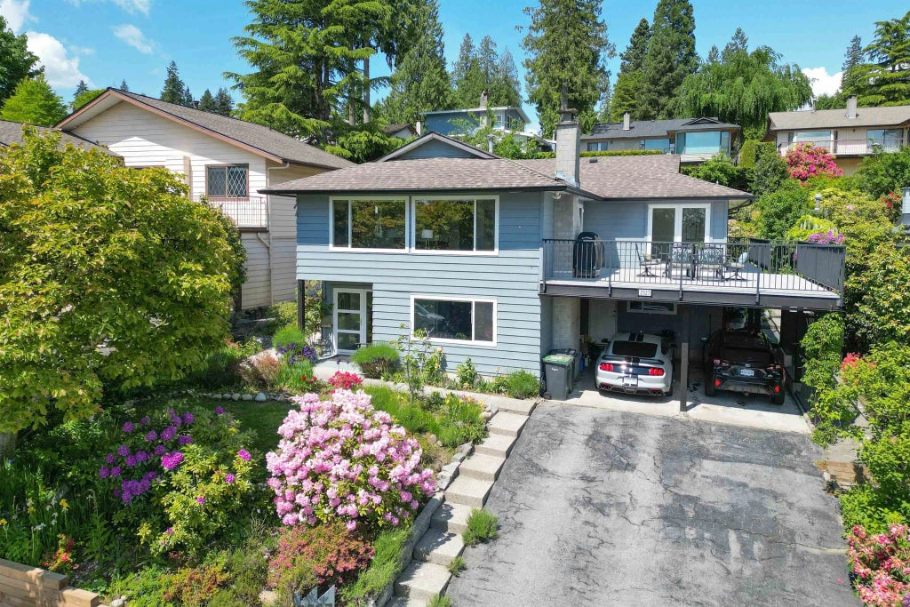 2527 Arundel Lane, Coquitlam