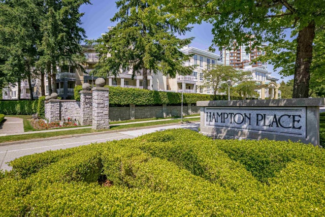 5835 Hampton Place 213, Vancouver