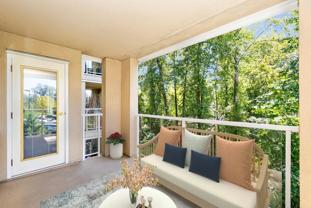 22722 Lougheed Highway 302, Maple Ridge