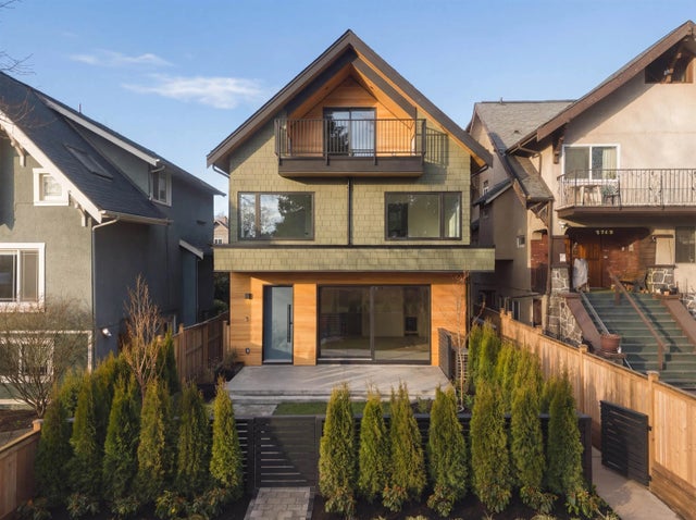 2755 W 11th Avenue 1, Vancouver