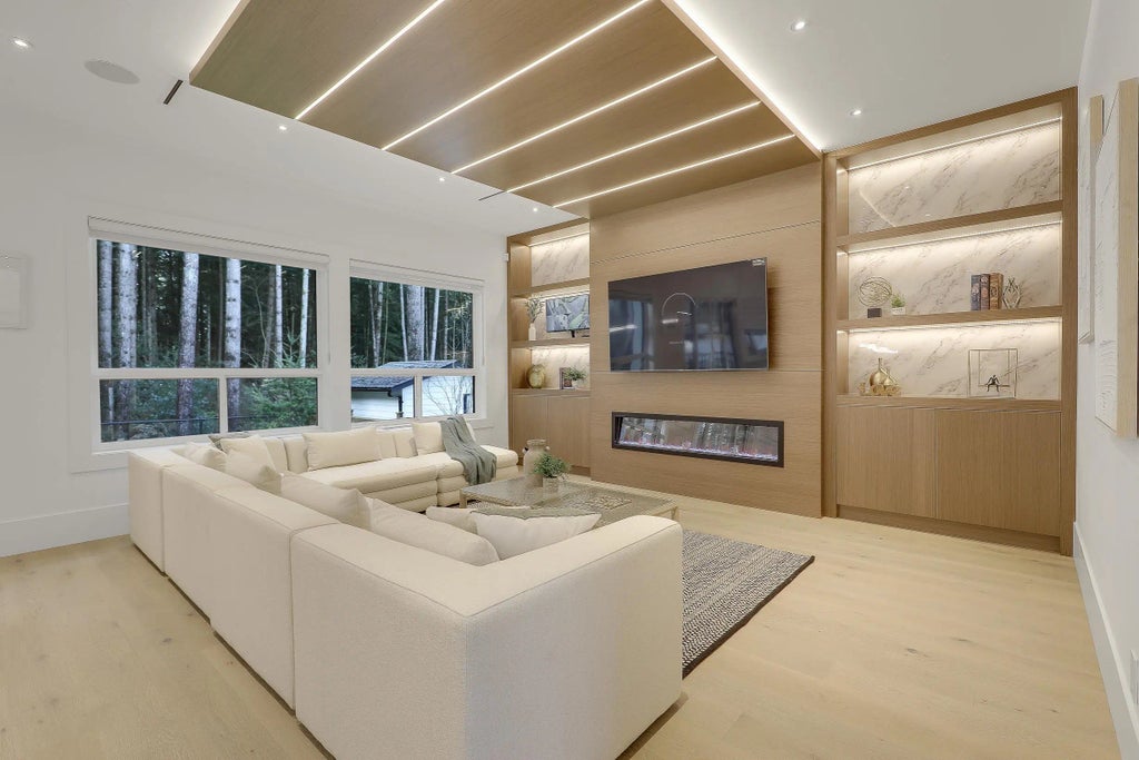 19704 31a Avenue, Langley