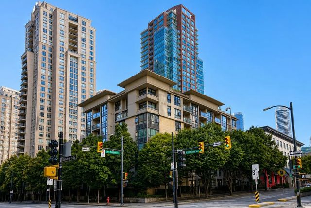 538 Smithe Street 201, Vancouver