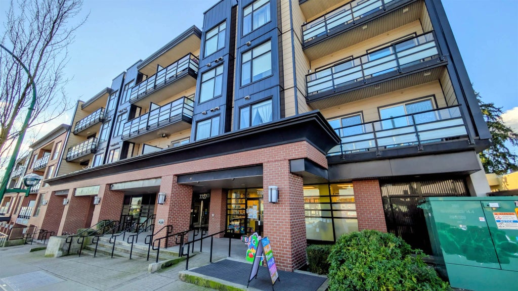 7727 Royal Oak Avenue 211, Burnaby