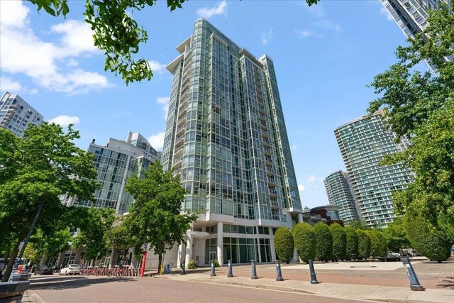 1077 Marinaside Crescent 1903, Vancouver