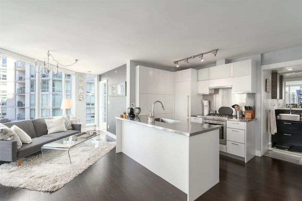 535 Smithe Street 1207, Vancouver