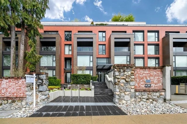1571 W 57th Avenue 704, Vancouver