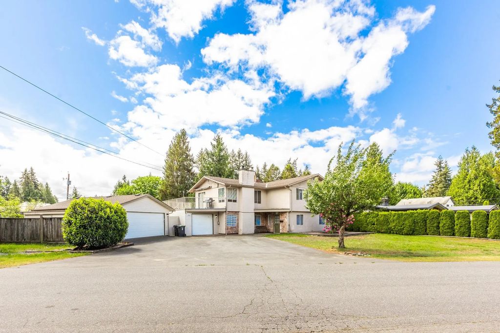 20554 43a Avenue, Langley