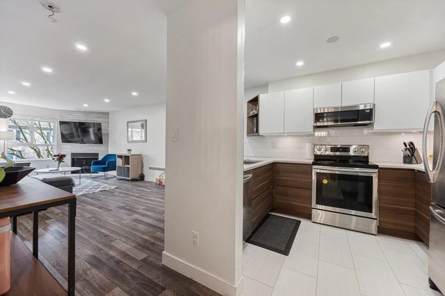 7465 Sandborne Avenue 205, Burnaby