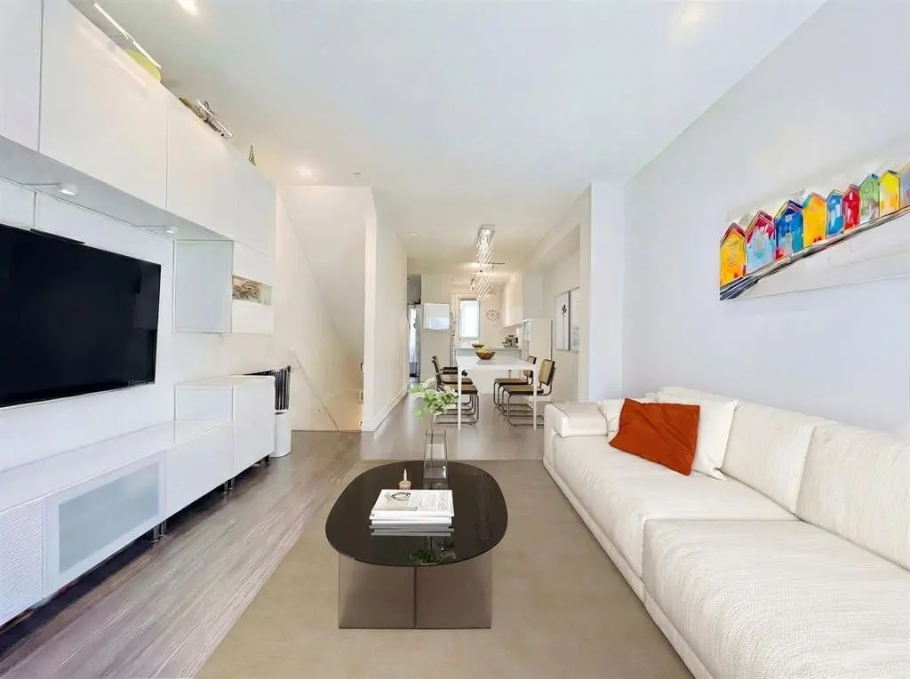 6868 Burlington Avenue 35, Burnaby