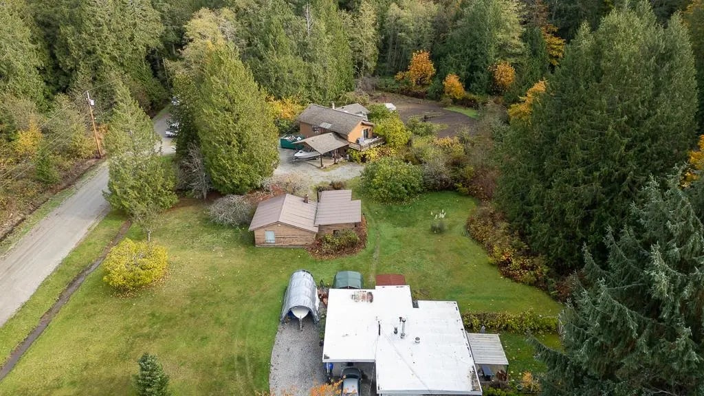 6481 Reeves Road, Sechelt