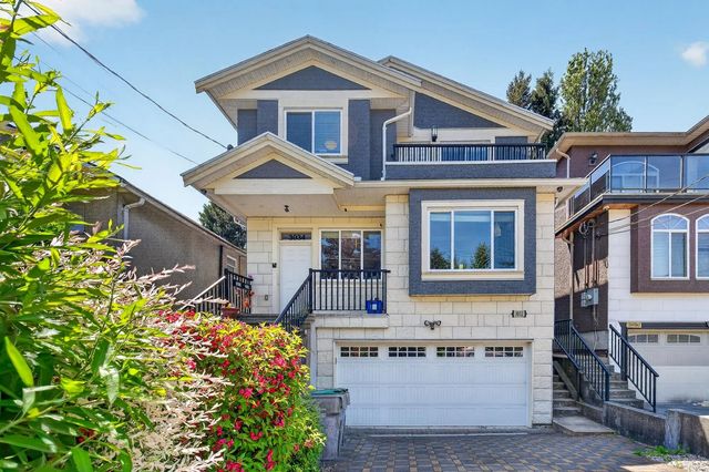 3034 Kings Avenue, Vancouver