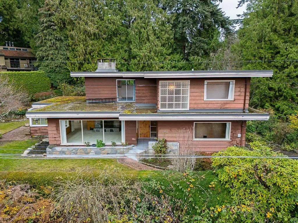 2847 Mathers Avenue, West Vancouver