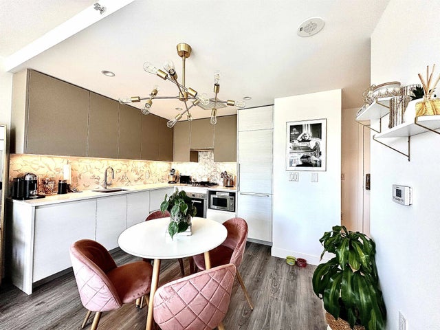 8188 Fraser Street 1308, Vancouver