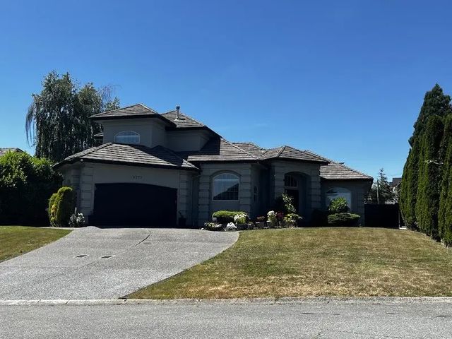 5777 W Kettle Crescent, Surrey