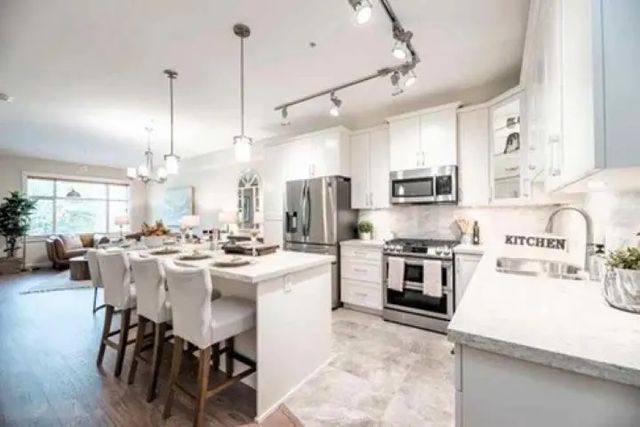 11063 Ravine Road 616, Surrey