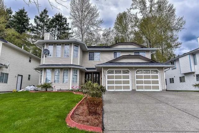14241 91 Avenue, Surrey