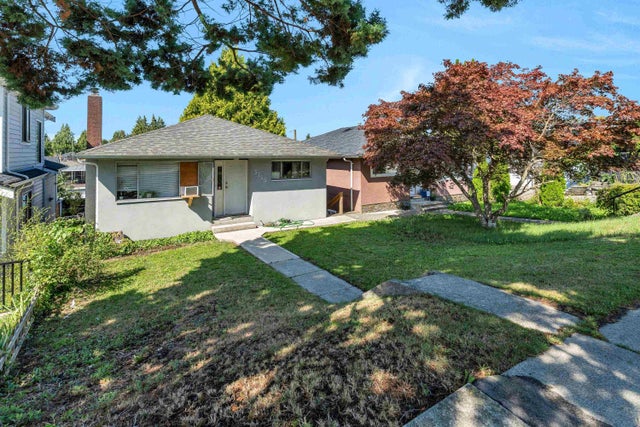 5755 Dumfries Street, Vancouver