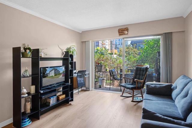 611 Blackford Street 101, New Westminster