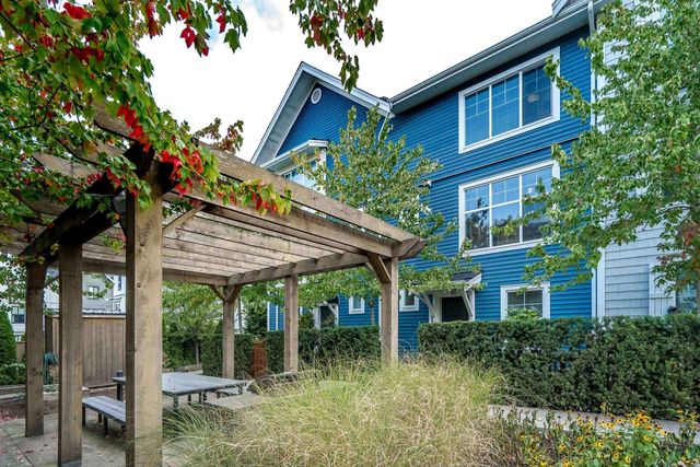 20451 84 Street 16, Langley