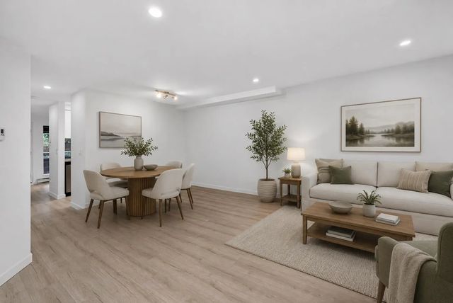 1365 W 4th Avenue 103, Vancouver