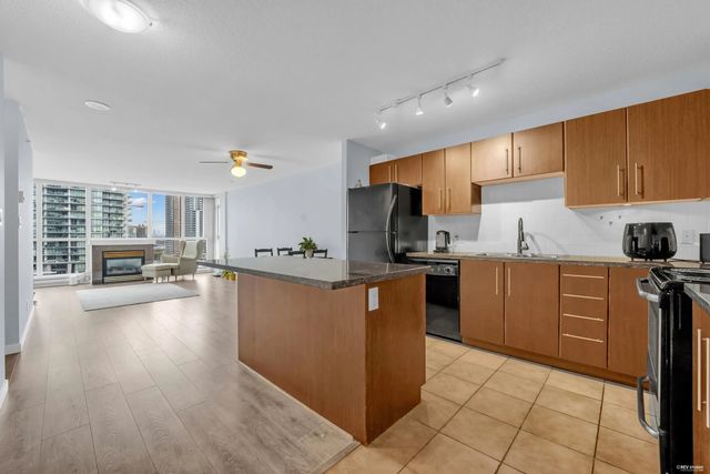 2138 Madison Avenue 1607, Burnaby