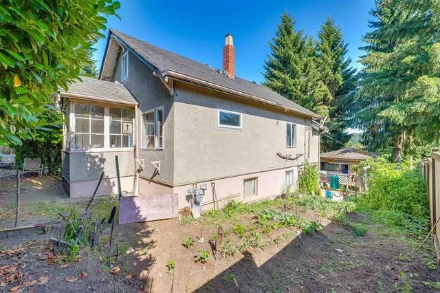 112 Tenth Avenue, New Westminster