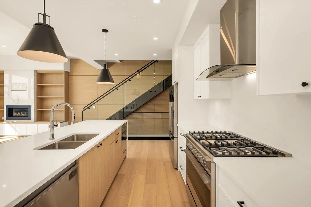 3407 Mamquam Road 5, Squamish