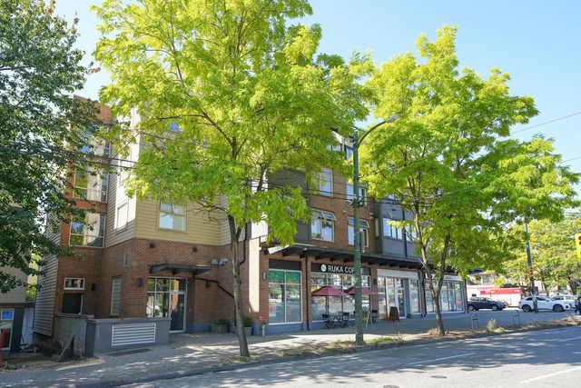 2408 E Broadway 403, Vancouver