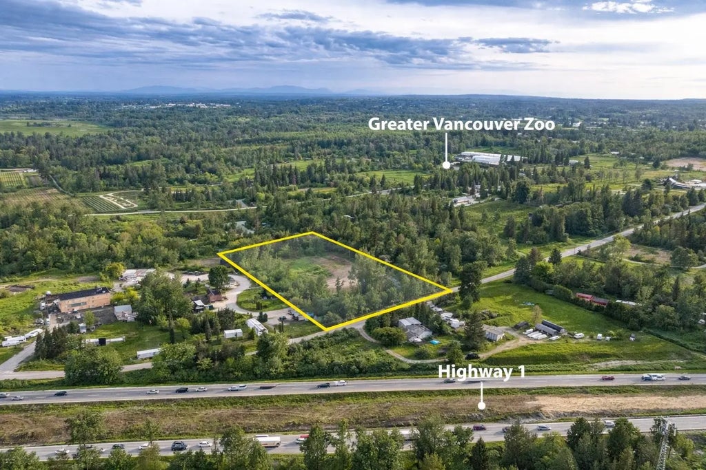 26714 52 Avenue, Langley