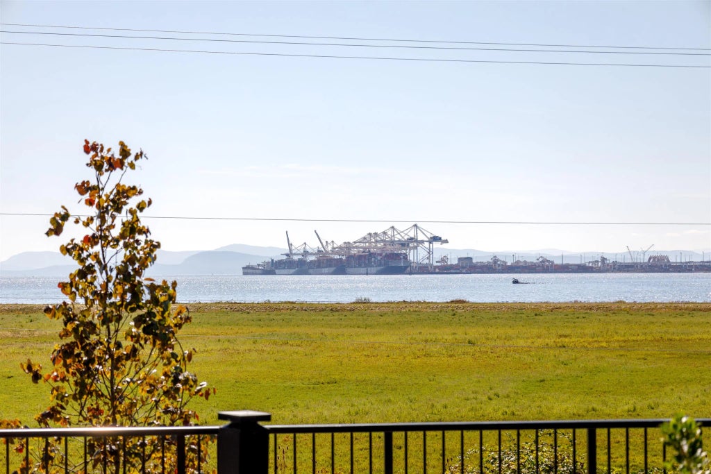 2431 Rabbit Dr 501, Tsawwassen