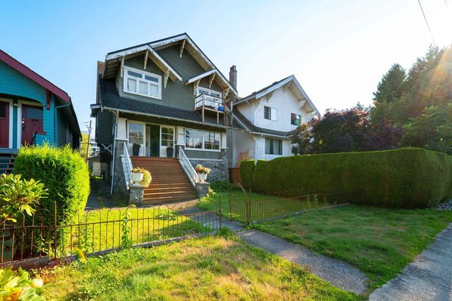 3144 W 7th Avenue, Vancouver