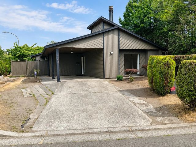 11437 Kingcome Avenue, Richmond