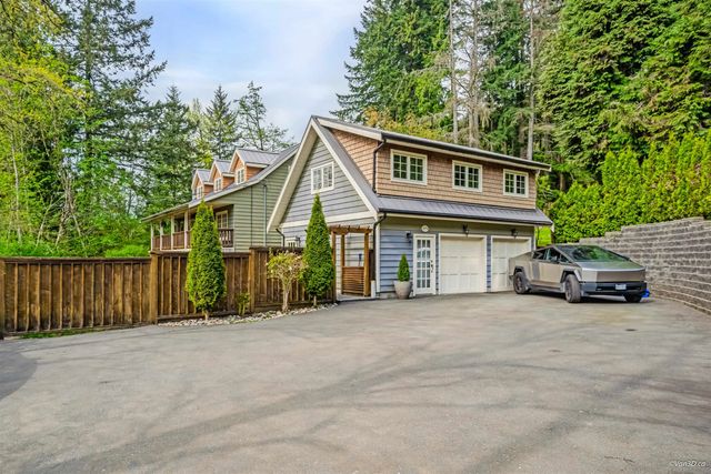 1570 East Road, Anmore