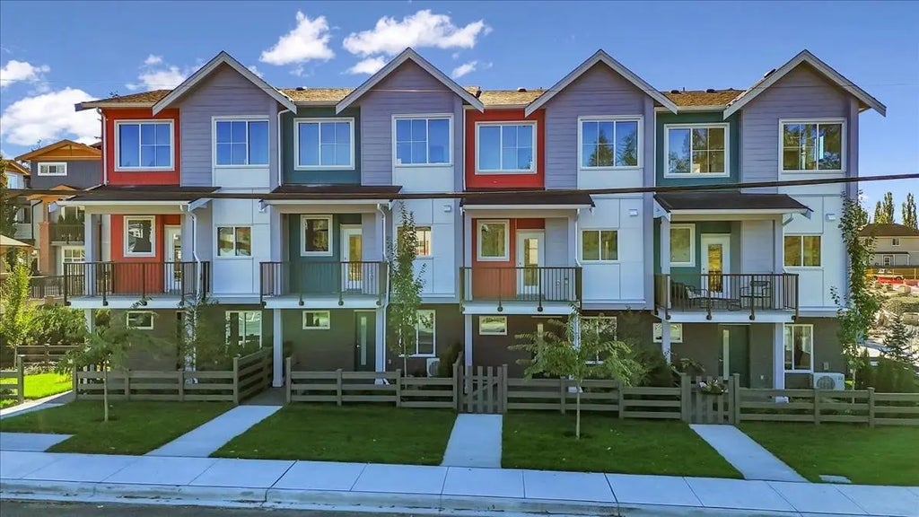 10392 240a Street 8, Maple Ridge