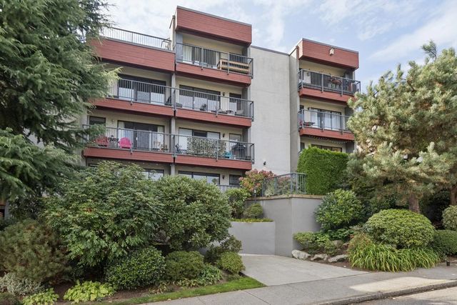2120 W 2nd Avenue 206, Vancouver