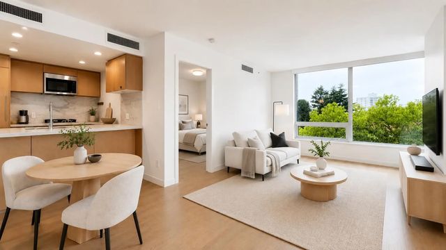 8238 Lord Street 704, Vancouver