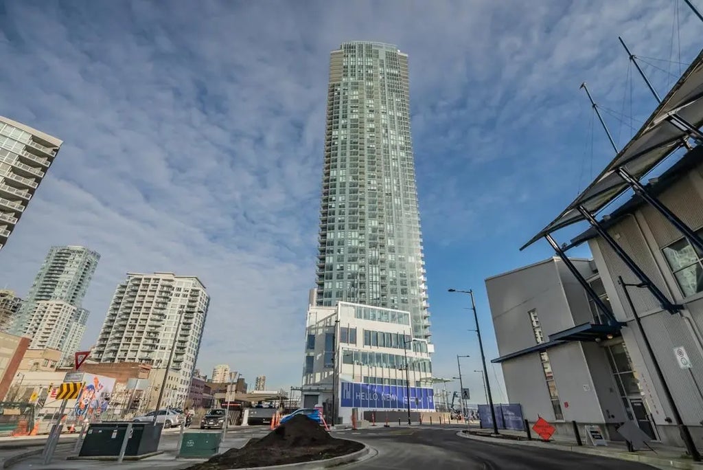 680 Quayside Drive 3907, New Westminster