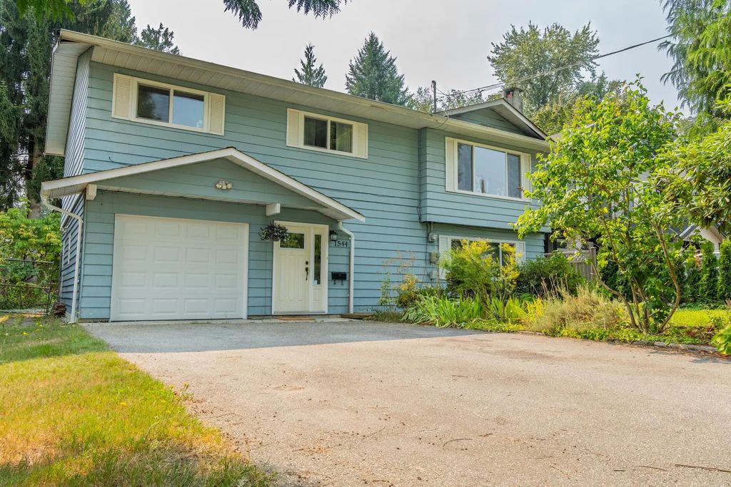 1544 Robertson Avenue, Port Coquitlam
