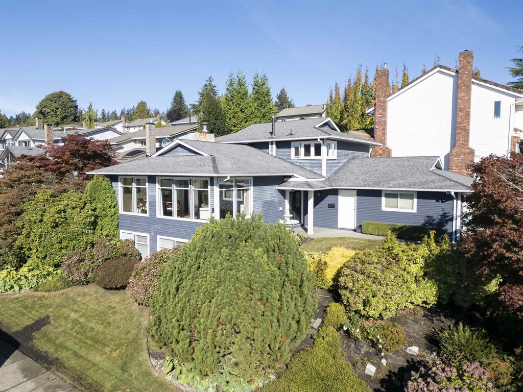 1316 Honeysuckle Lane, Coquitlam