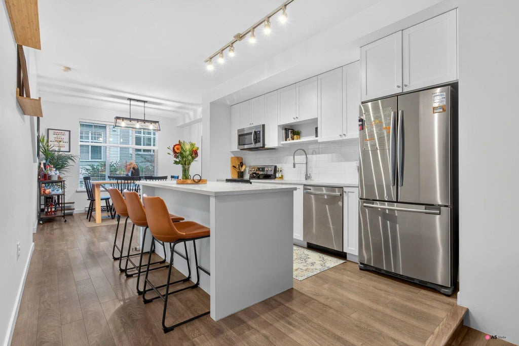 8168 136a Street 123, Surrey