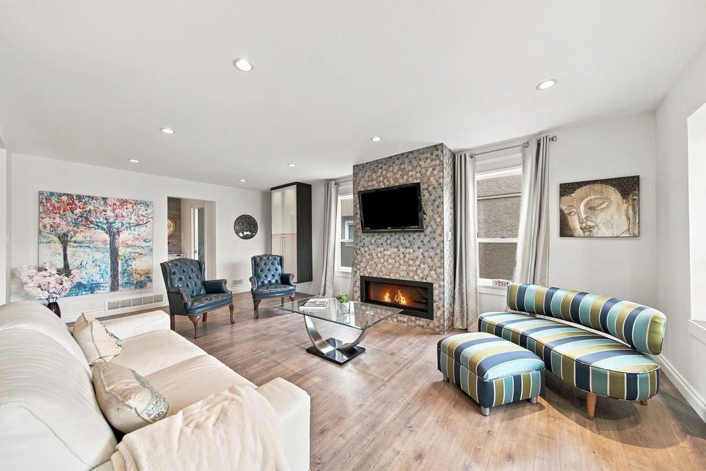 367 Fenton Street, New Westminster