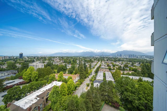 5652 Patterson Avenue 1806, Burnaby