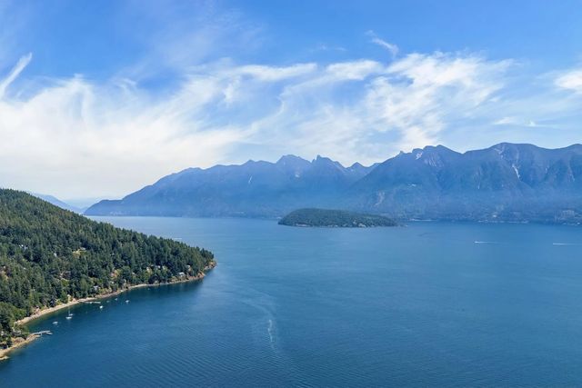 251 Jason Road, Bowen Island