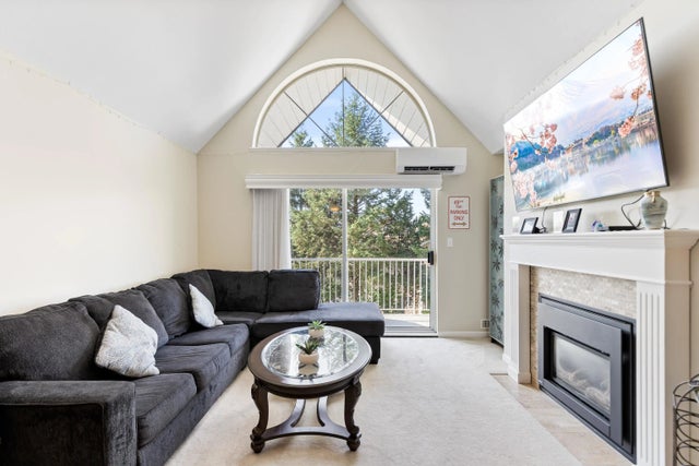 11601 227 Street 303, Maple Ridge