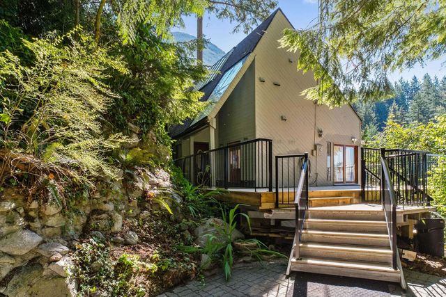 430 Bayview Road, West Vancouver