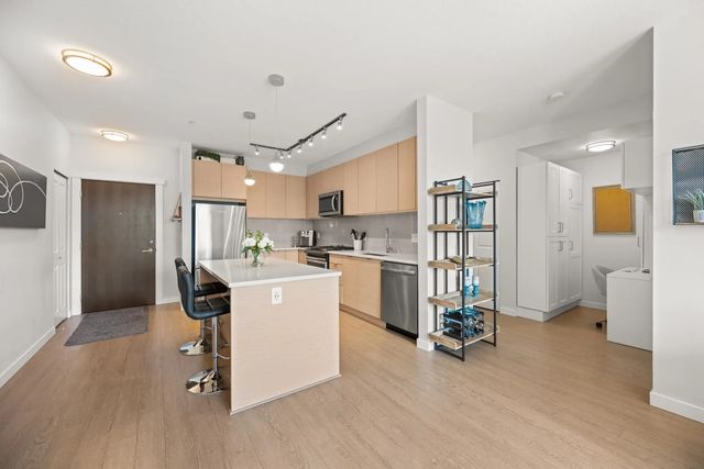 8150 207 Street C504, Langley