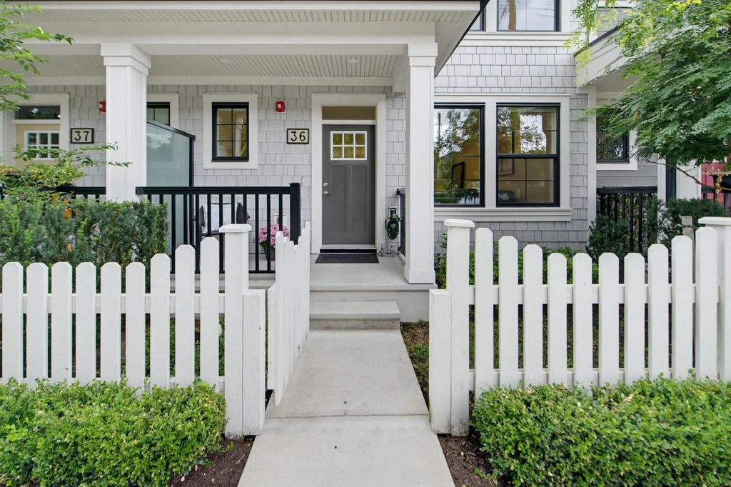 9122 King Street 36, Langley