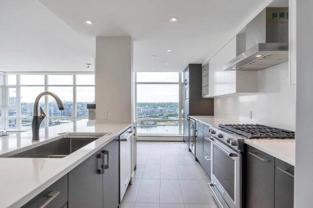 198 Aquarius Mews 2706, Vancouver