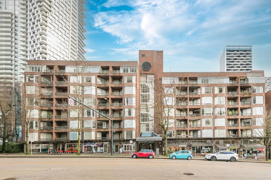 1330 Burrard Street 209, Vancouver