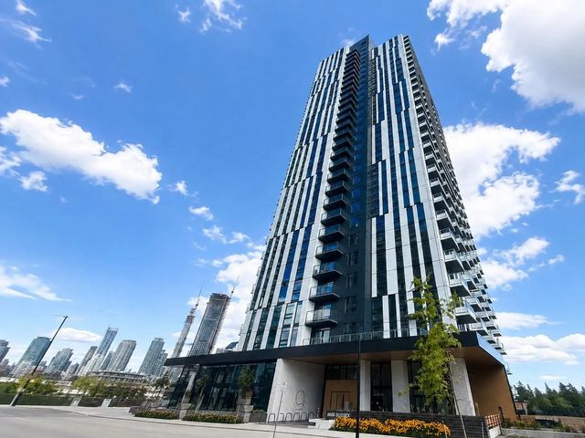 6608 Sussex Avenue 2001, Burnaby